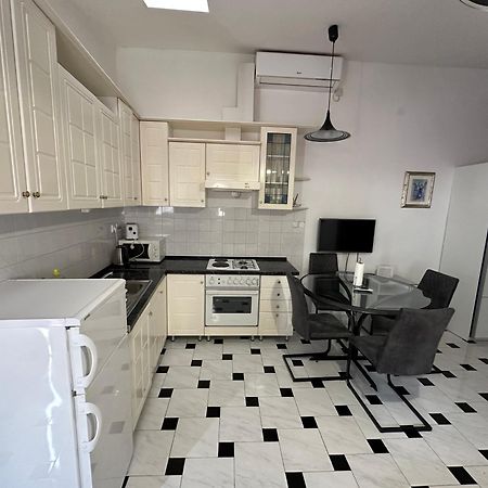 Studio Sakic Apartment Сплит Екстериор снимка